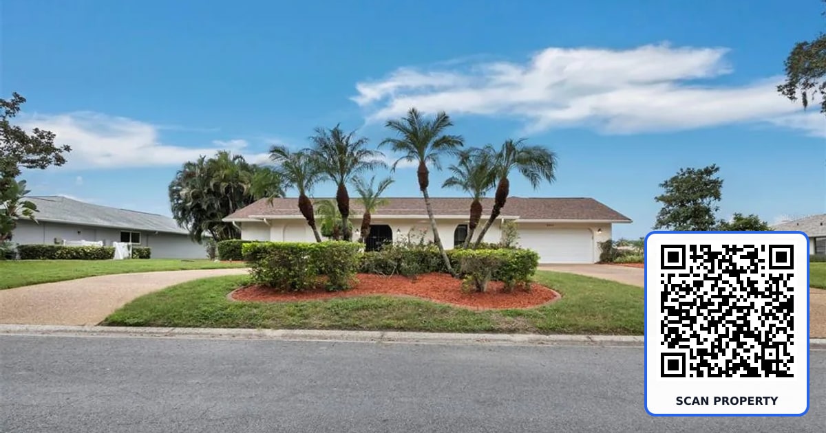6945 COUNTRY LAKES CIRCLE property photo