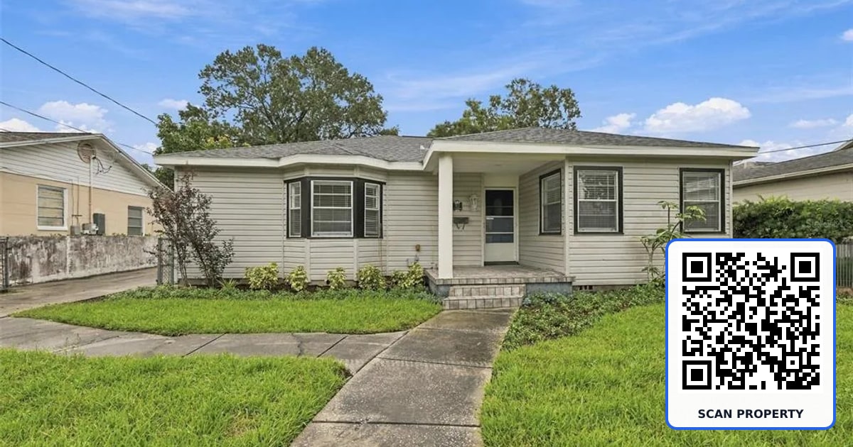 212 S BRADFORD AVENUE property photo