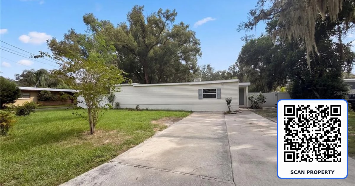 409 BERWICK AVENUE property photo