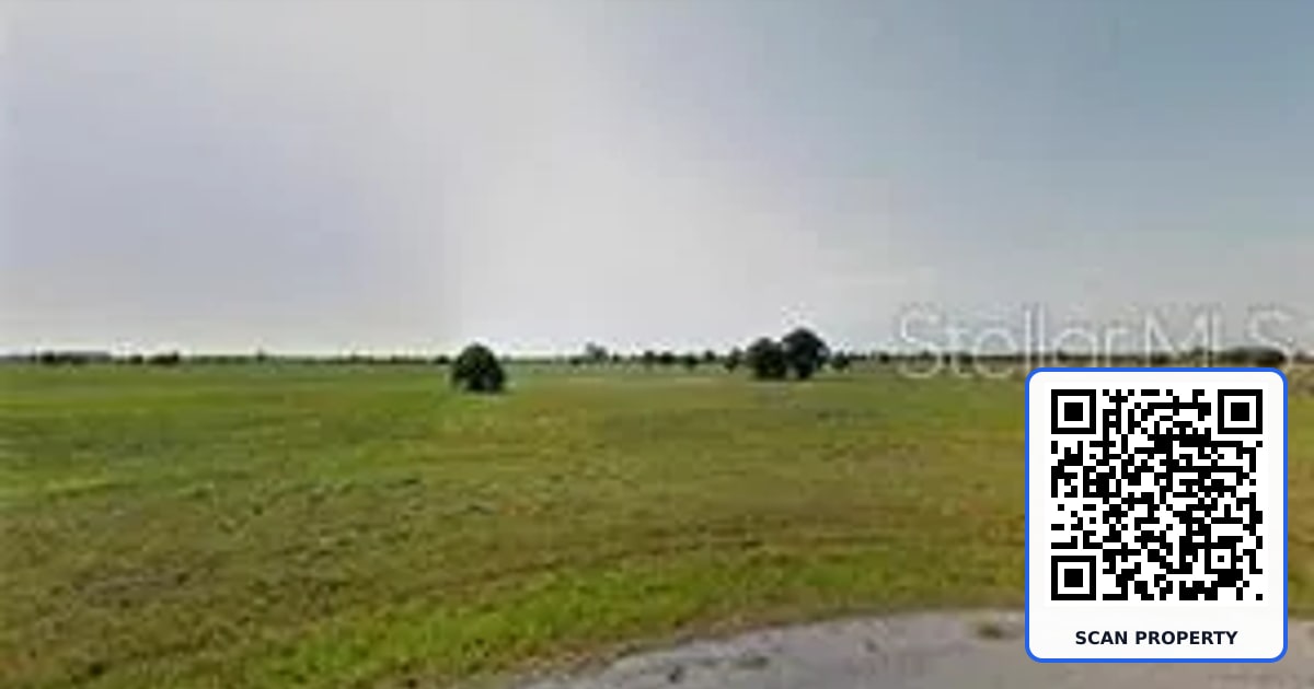 4 TEAK LANE property photo