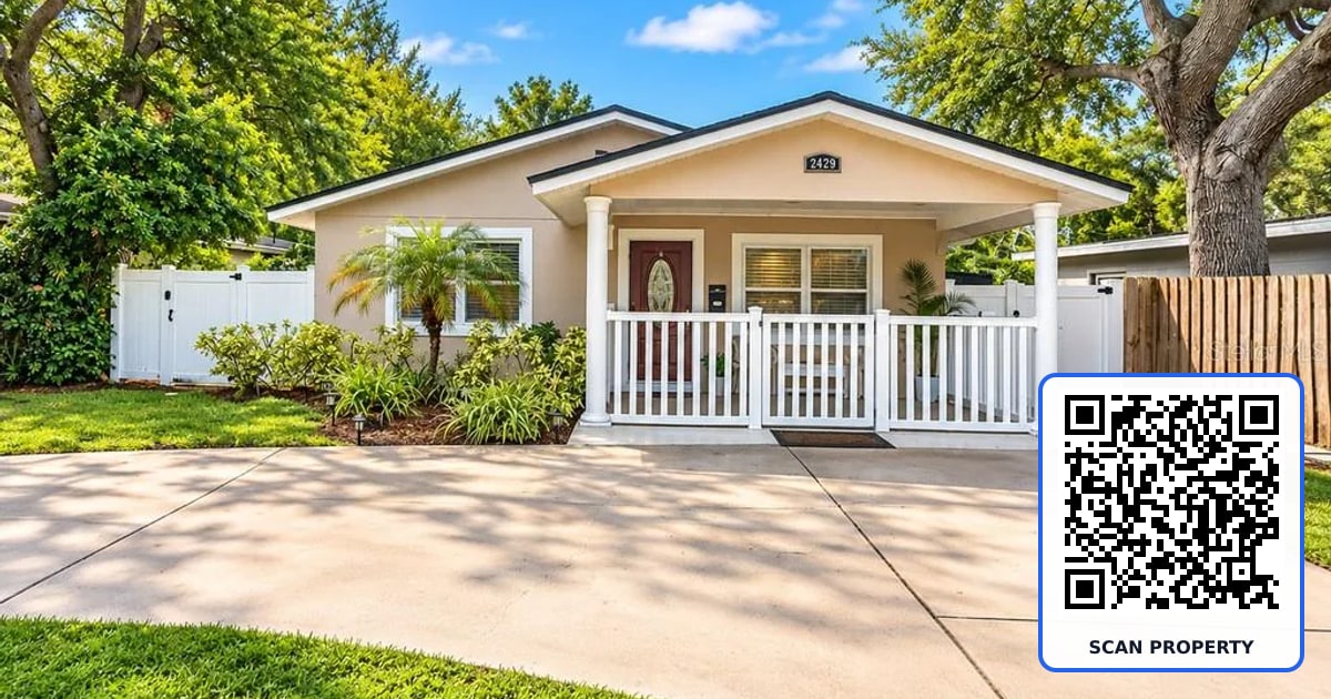 2429 PARK STREET N property photo