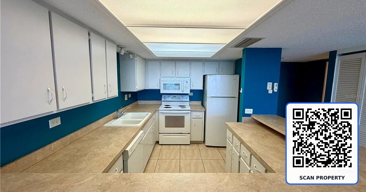 450 TREASURE ISLAND CWY UNIT 302 property photo