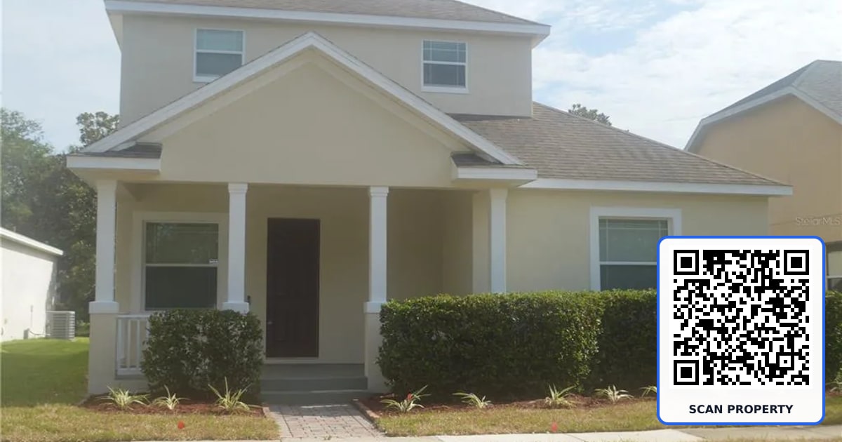 6828 HELMSLEY CIRCLE property photo
