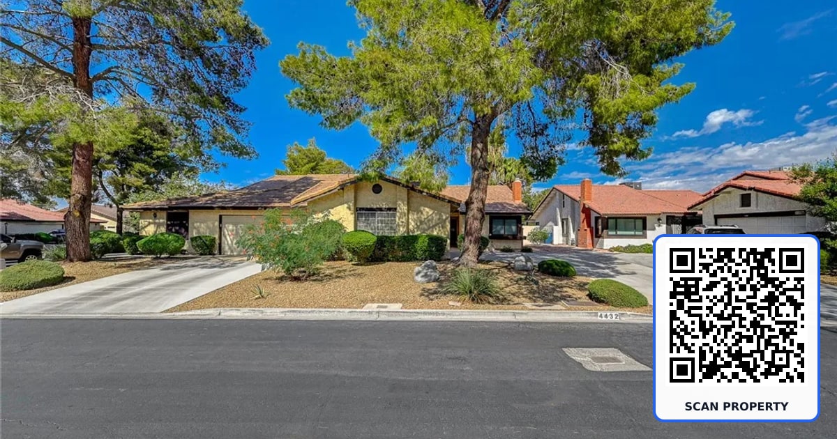 4432 Live Oak Drive property photo