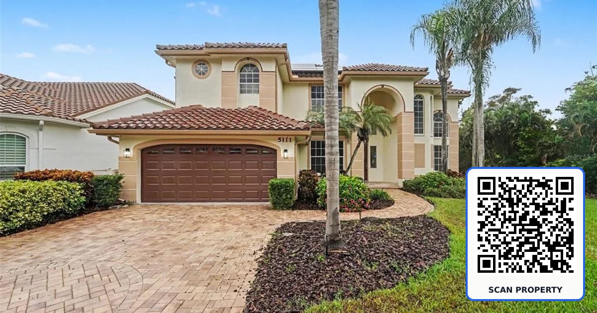 5111 QUEEN PALM TERRACE NE property photo