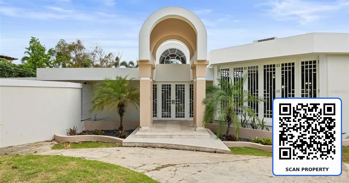 1802 SANTA MARTA property photo