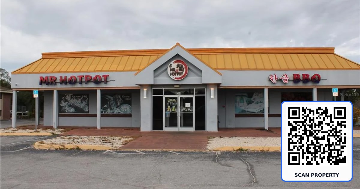 COMMERCIAL WAY property photo