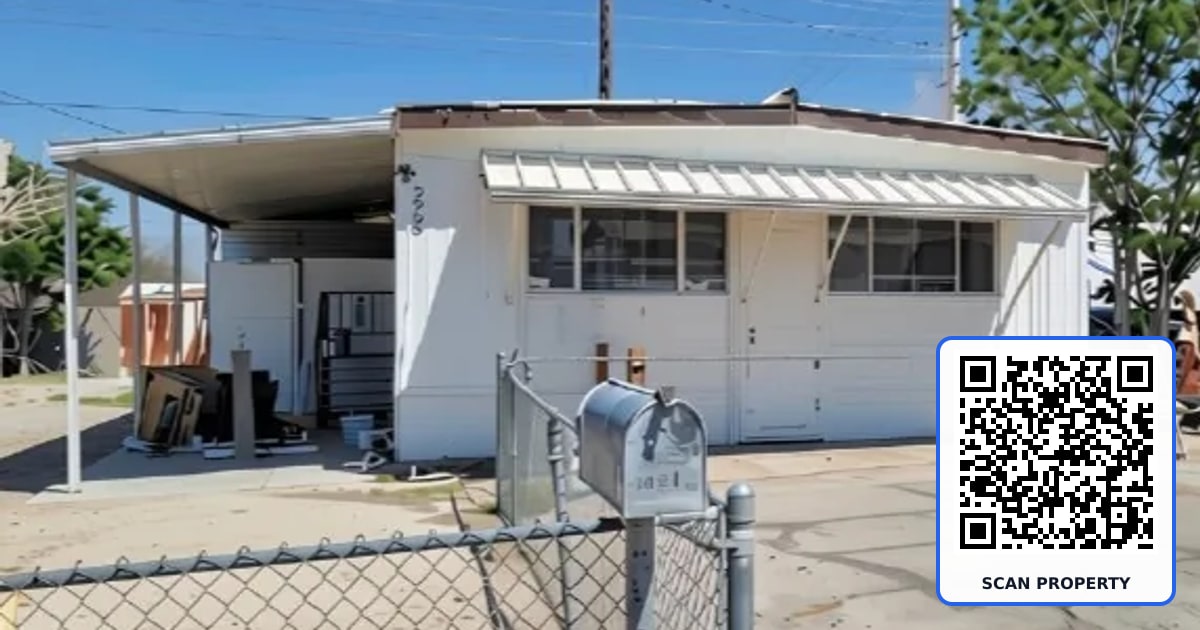 5580 East Carey Avenue property photo