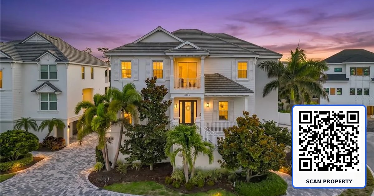 6925 BOCHI CIRCLE property photo