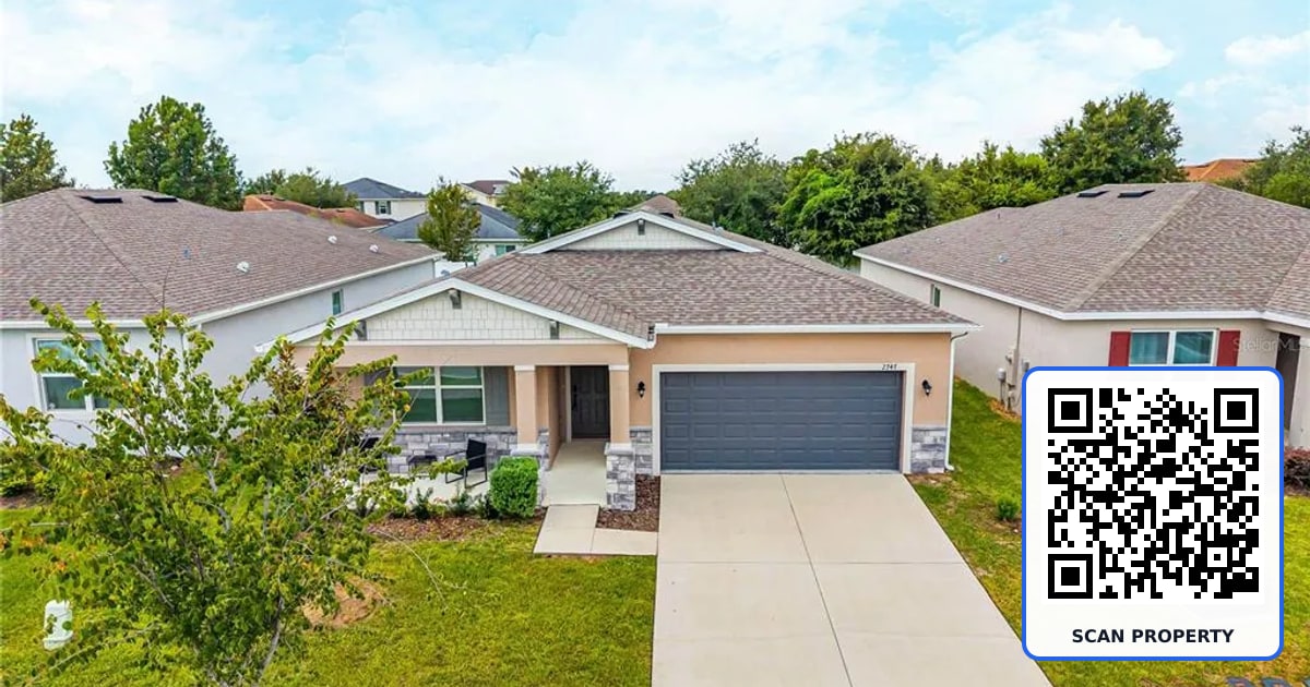 2747 ROWAN STREET property photo