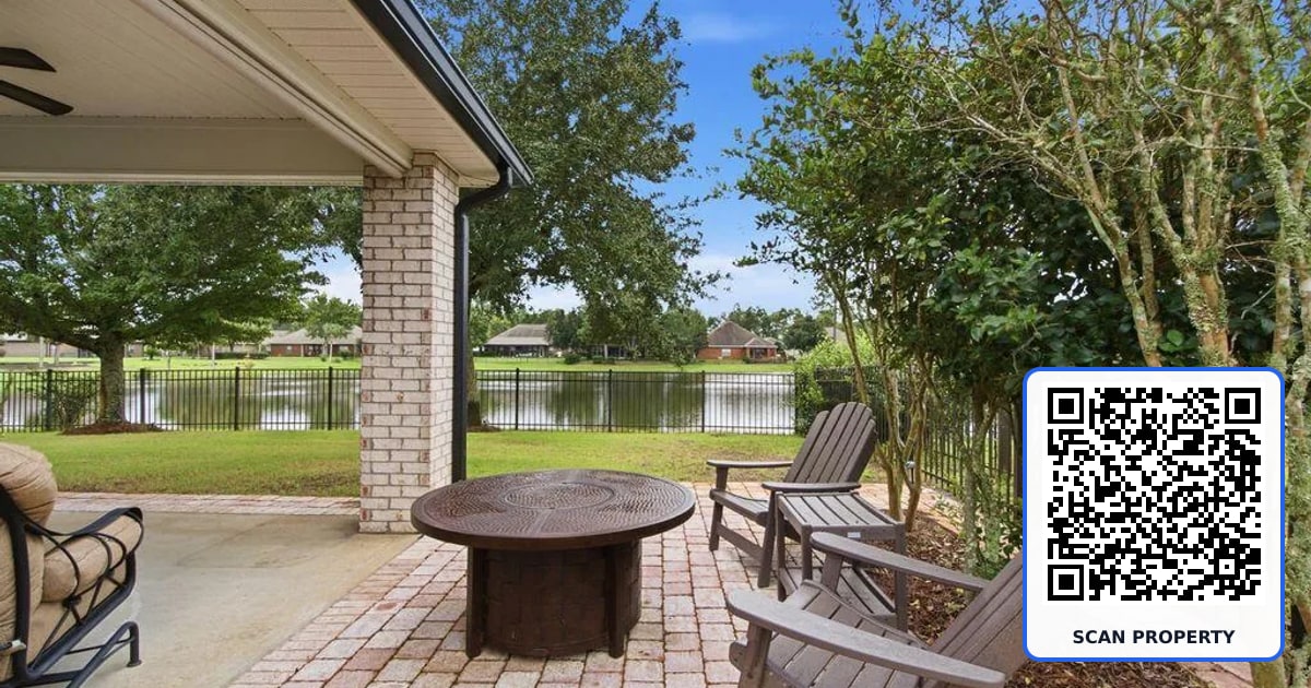 381 Whispering Lake Drive property photo