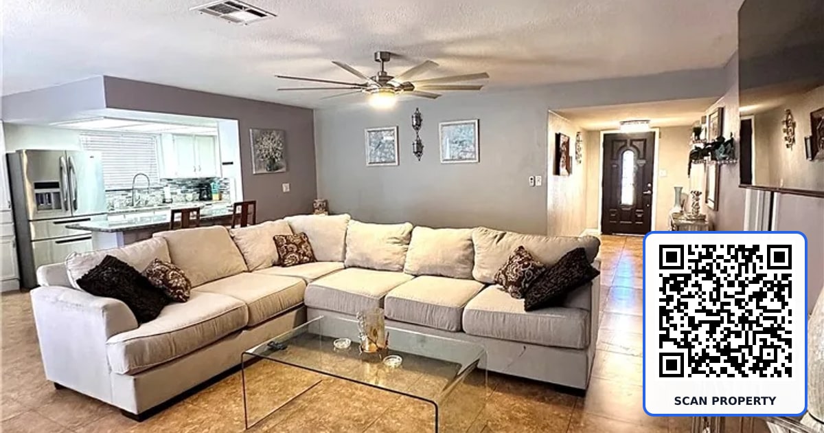 5045 Hayward Avenue property photo