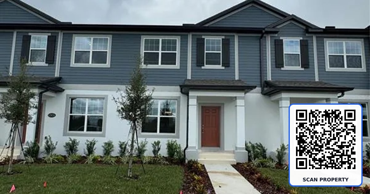 12202 PLUMPTON DRIVE property photo