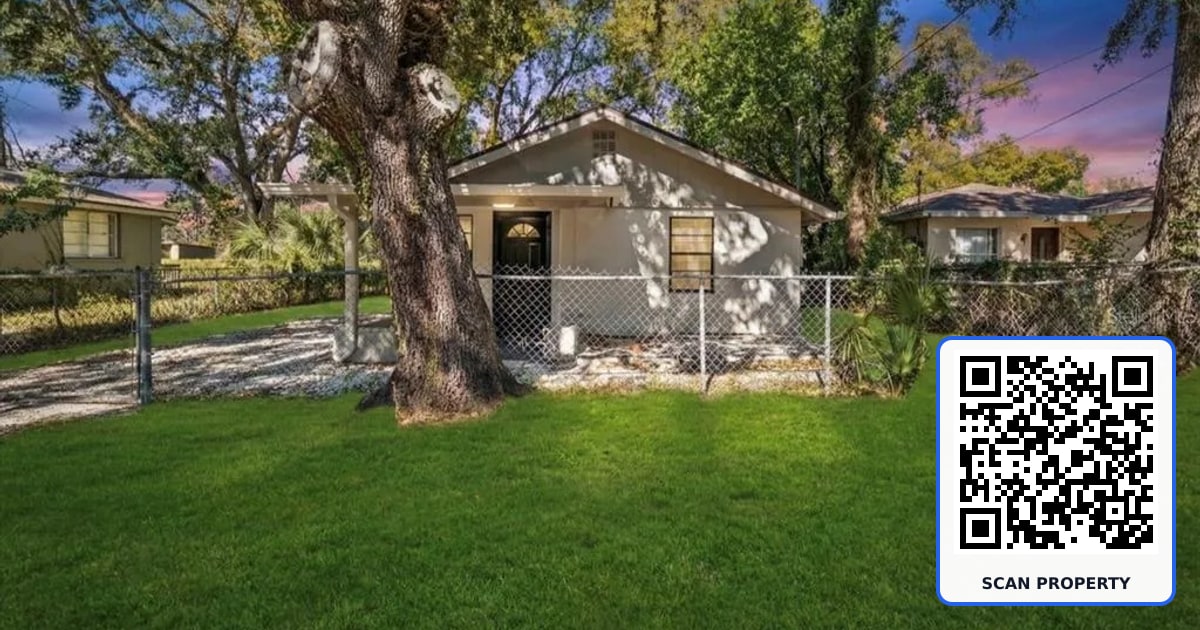 1804 E PALIFOX STREET property photo