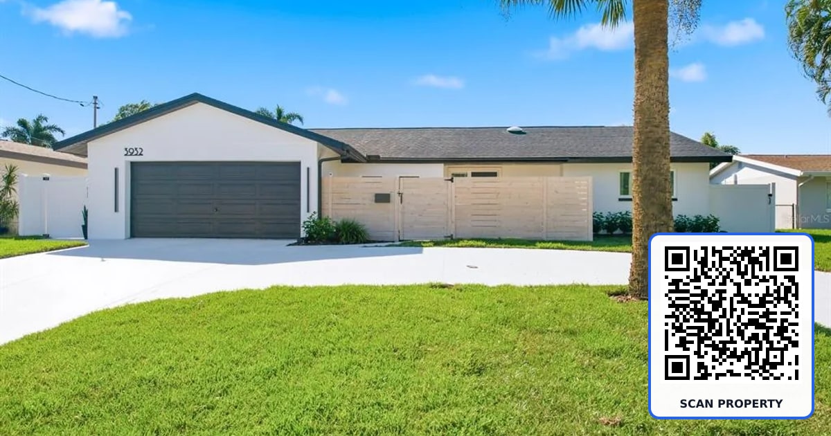 3932 SHORE ACRES BOULEVARD NE property photo