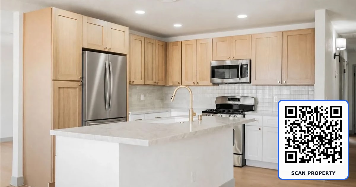 5637 Tunis Avenue property photo