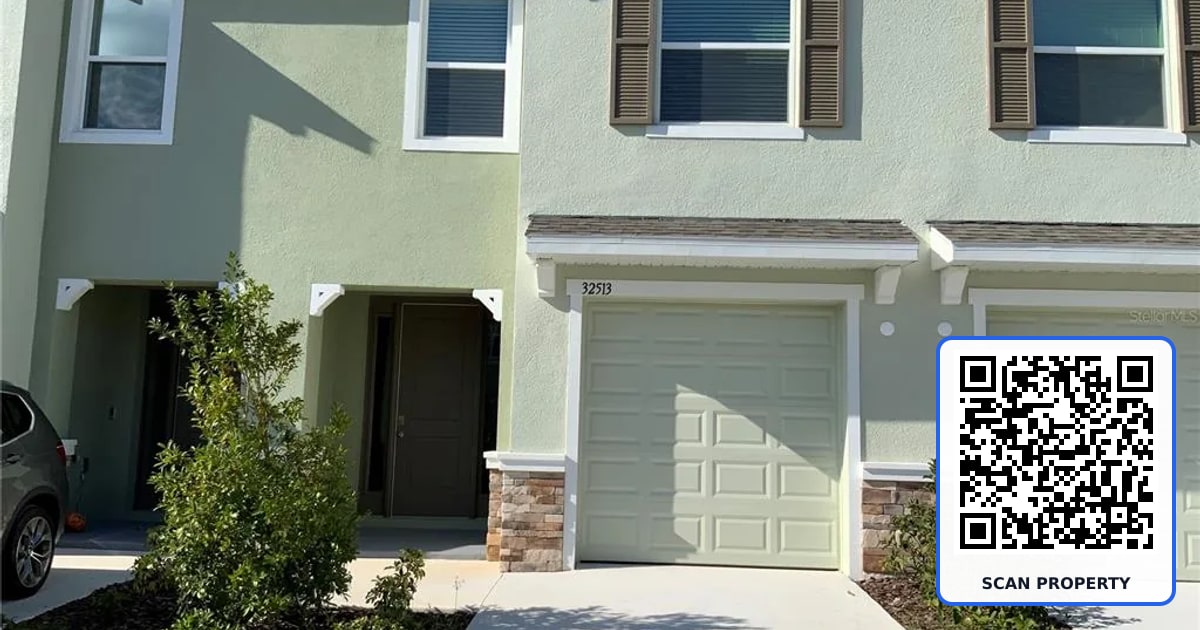 32513 MIDSUMMER NIGHT LANE property photo