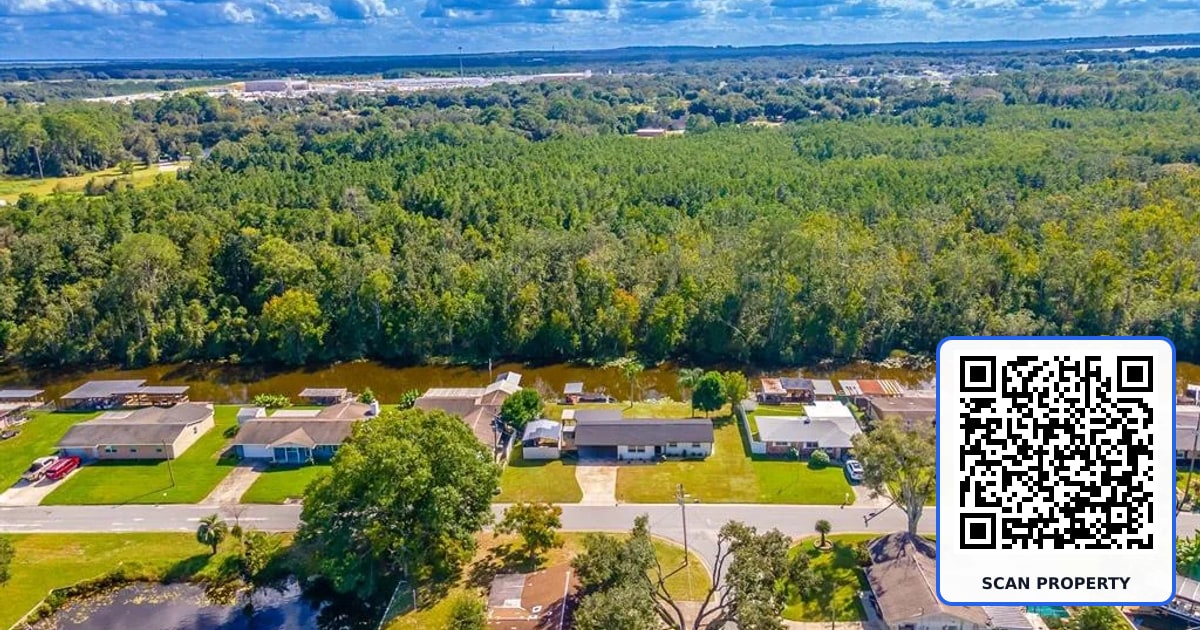 13524 COUNTRY CLUB DRIVE property photo