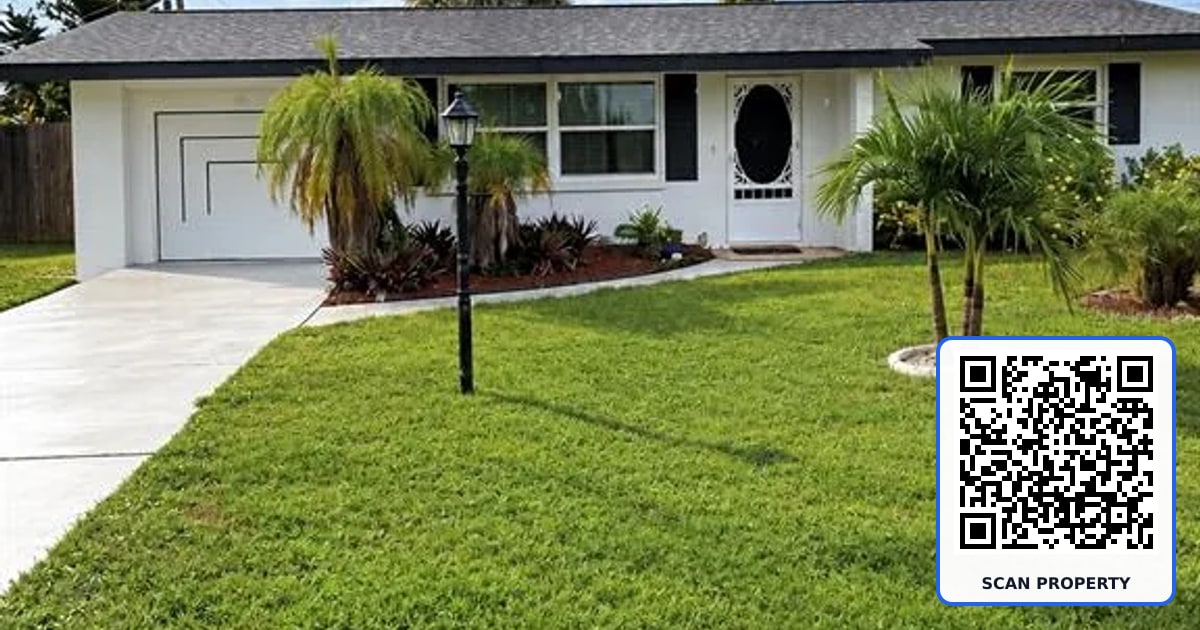3159 PINETREE STREET property photo