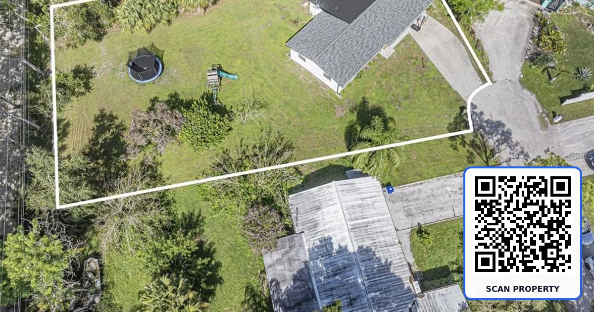 2755 6TH PLACE property photo