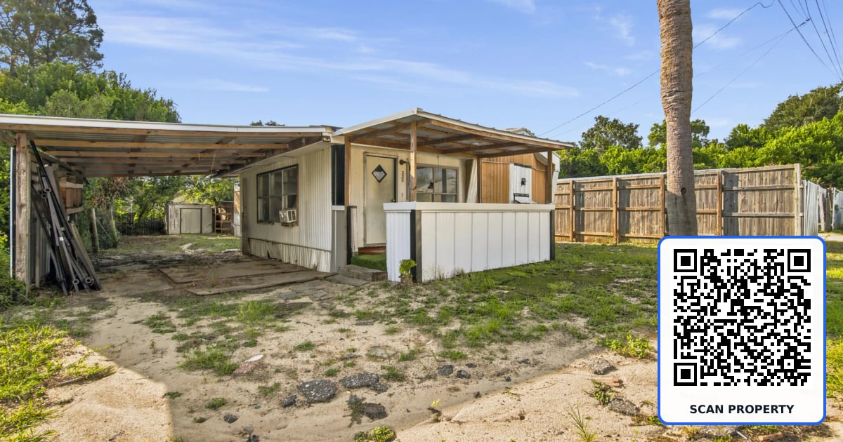 321 Palm Drive property photo