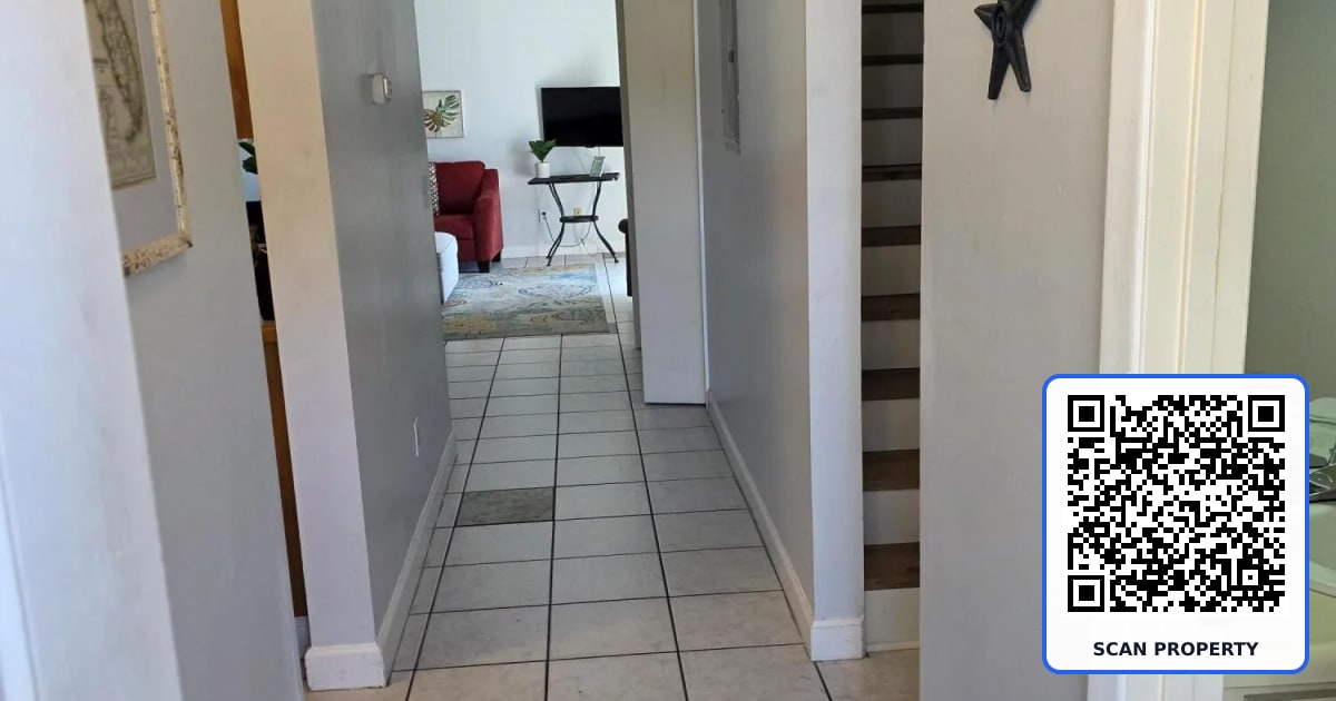 7125 N Lagoon Drive UNIT H property photo