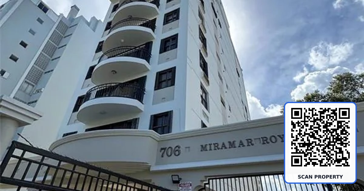 706 ROOSEVELT AV. PH-9 UNIT 901N property photo