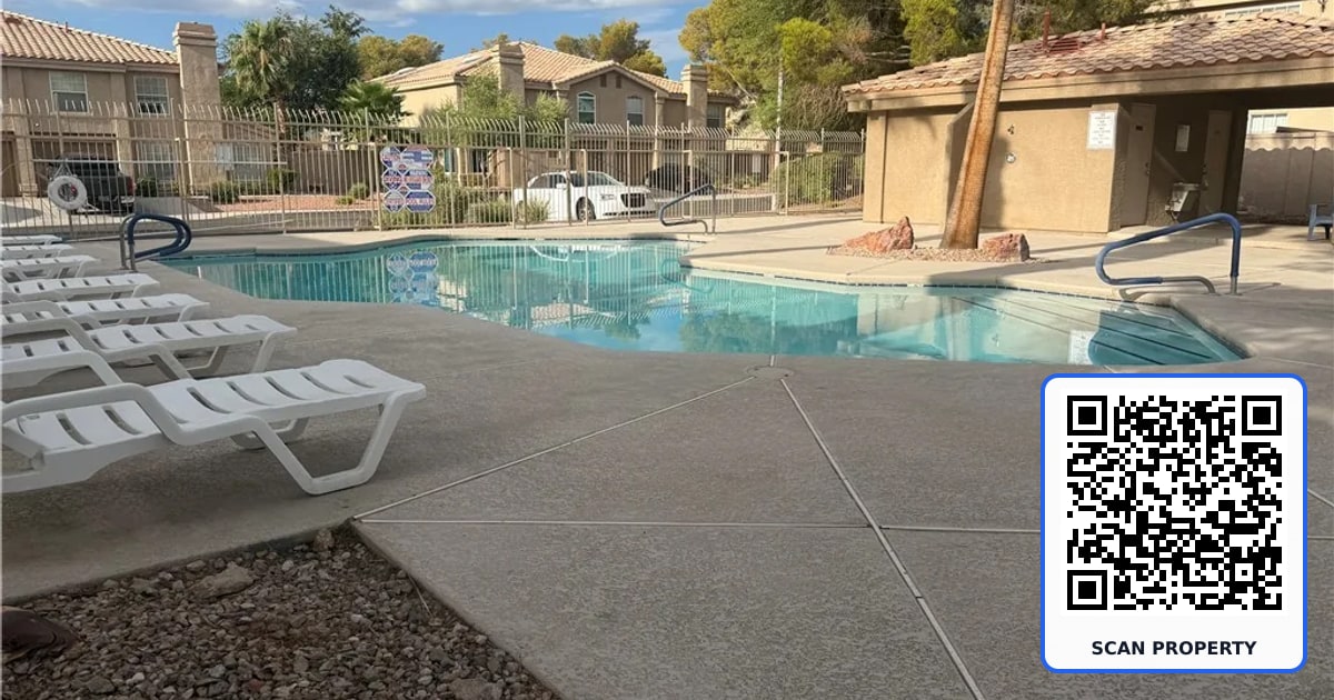 2836 Lone Cliff Drive property photo