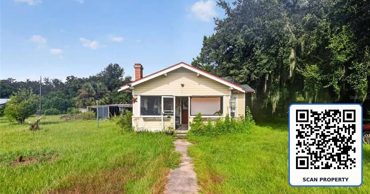 3672 LAUREL AVENUE property photo