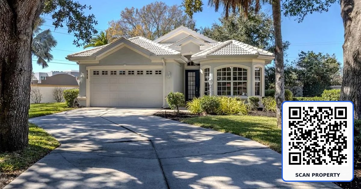 111 WAYFOREST DRIVE property photo