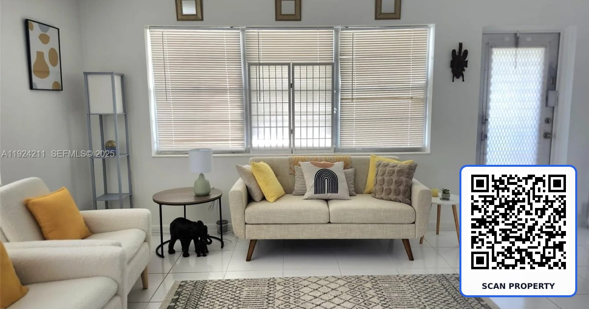 #421 property photo