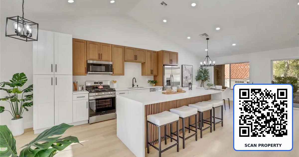 2448 Sunup Drive property photo