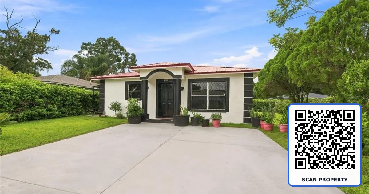 1801 BETHUNE DRIVE property photo
