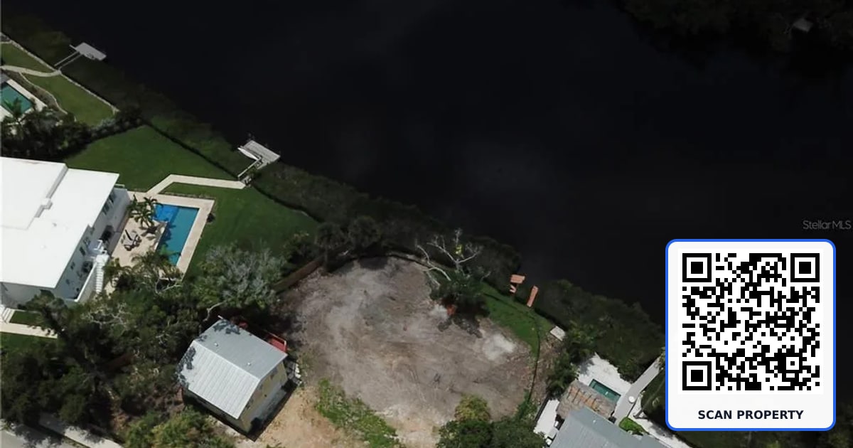 7820 MIDNIGHT PASS property photo