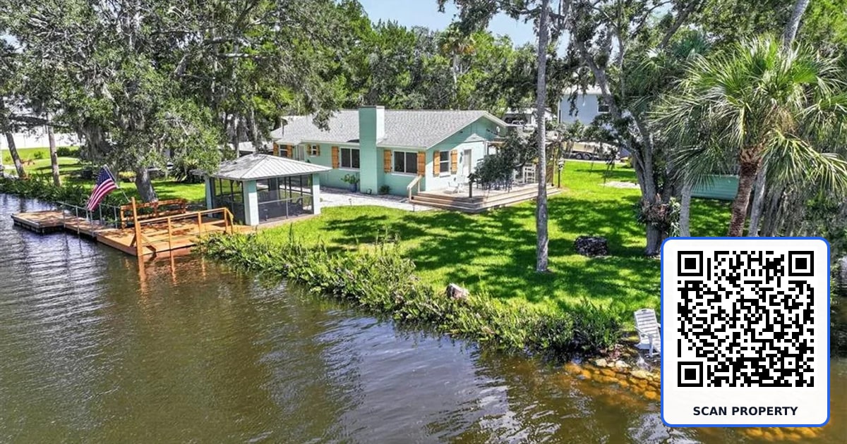 6086 ISLAND DRIVE property photo