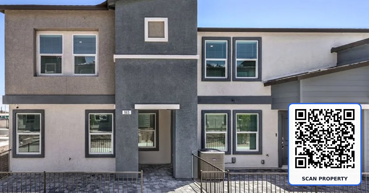 998 Desert Spruce Street property photo