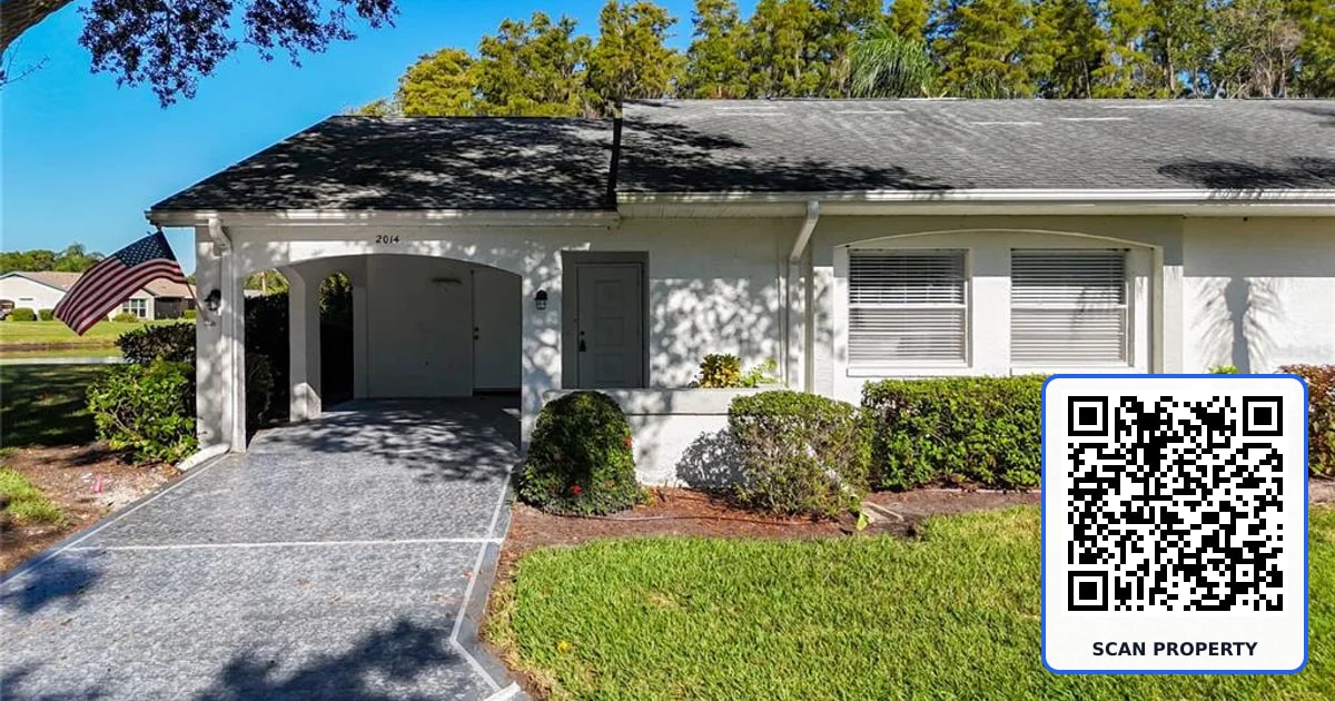 2014 HAMPSTEAD CIRCLE property photo