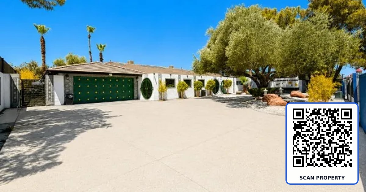 2929 El Camino Road property photo