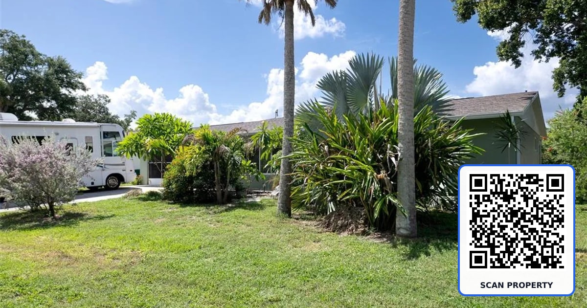 21239 COTTONWOOD AVENUE property photo