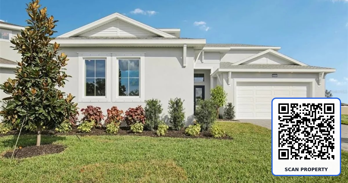 8218 GOLDEN BEACH COURT property photo