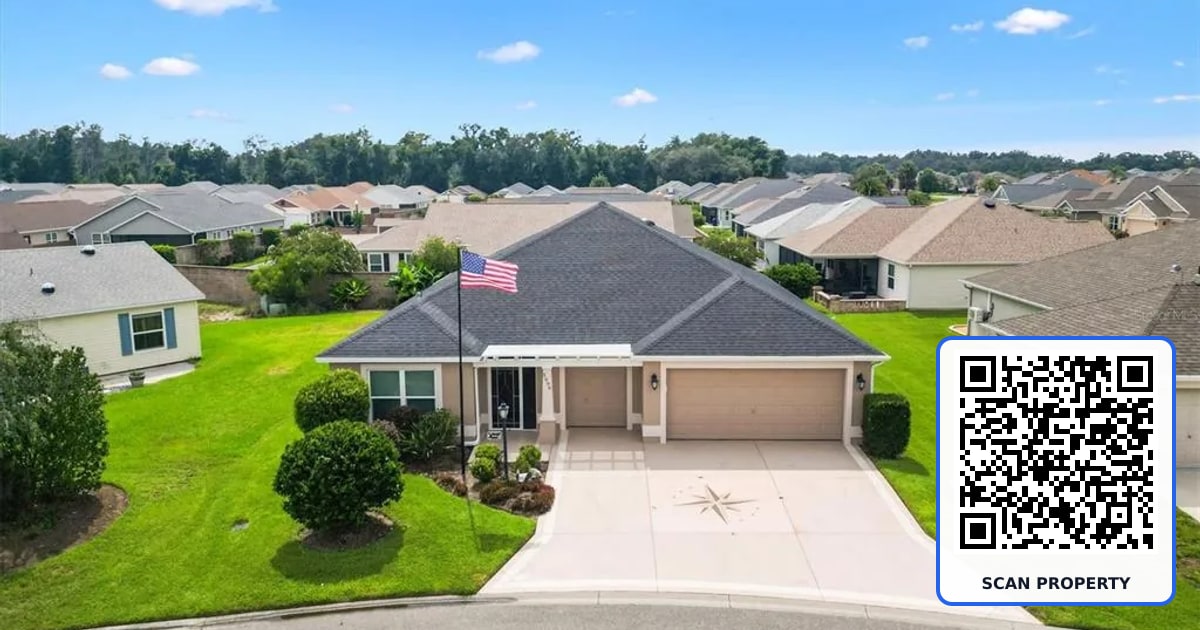 5996 DELPHINA LOOP property photo