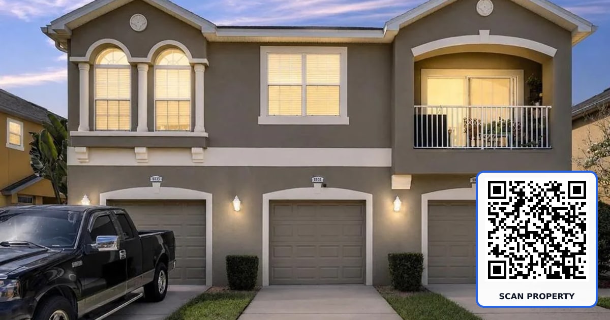 8833 MOONLIT MEADOWS LOOP property photo