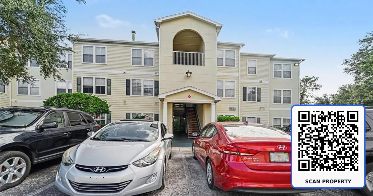 18193 STERLING GATE CIRCLE property photo