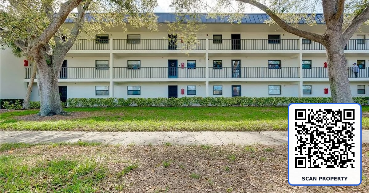 104 CAPRI ISLES BOULEVARD UNIT 209 property photo