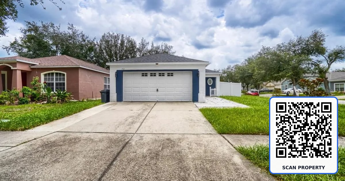 701 PERIWINKLE POINTE PLACE property photo