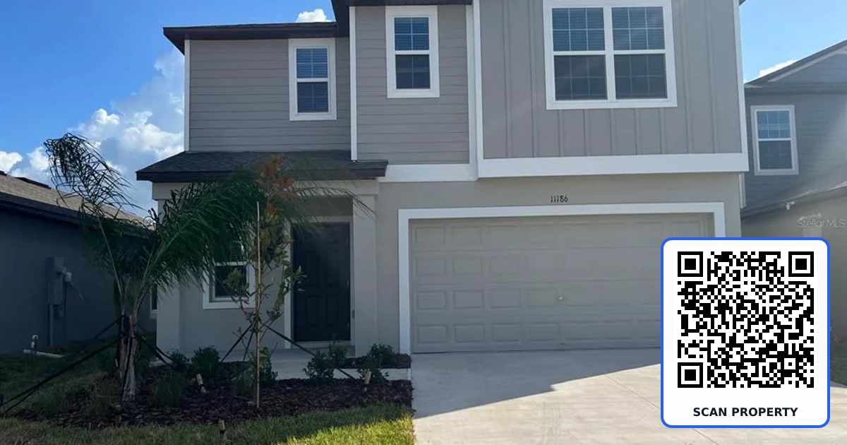 11186 RADIANT SHORE LOOP property photo