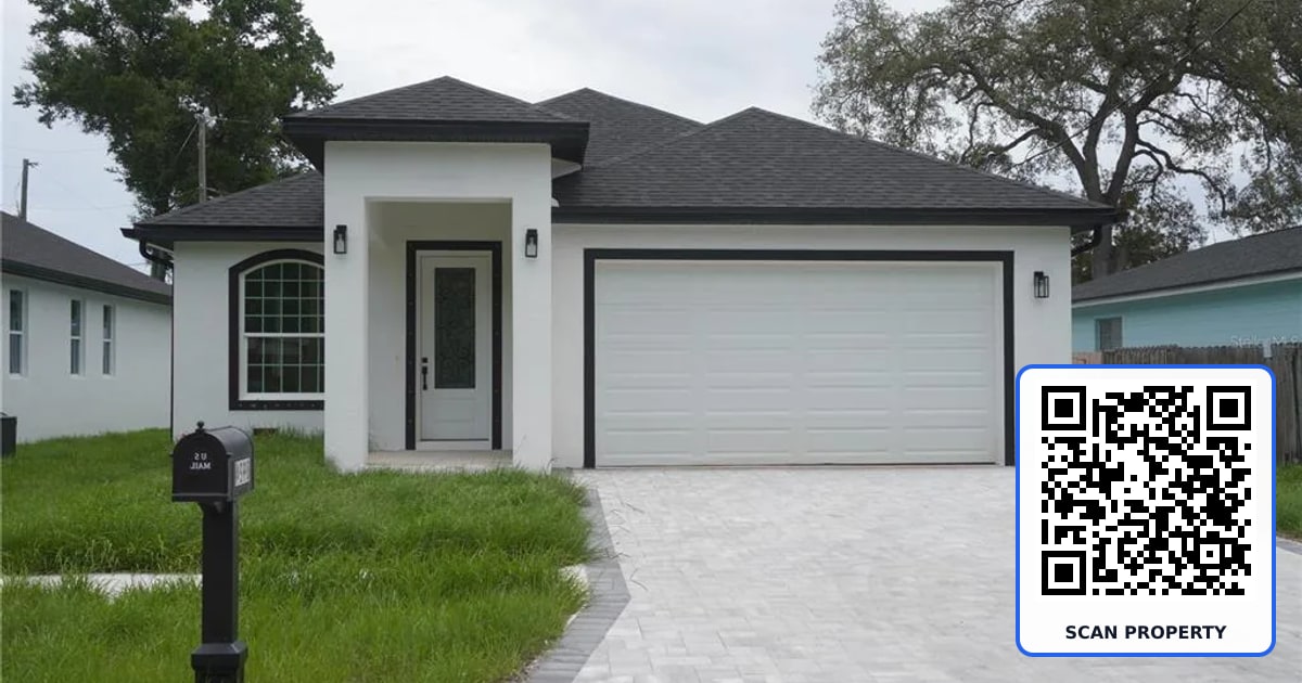 8926 N ORLEANS AVENUE property photo