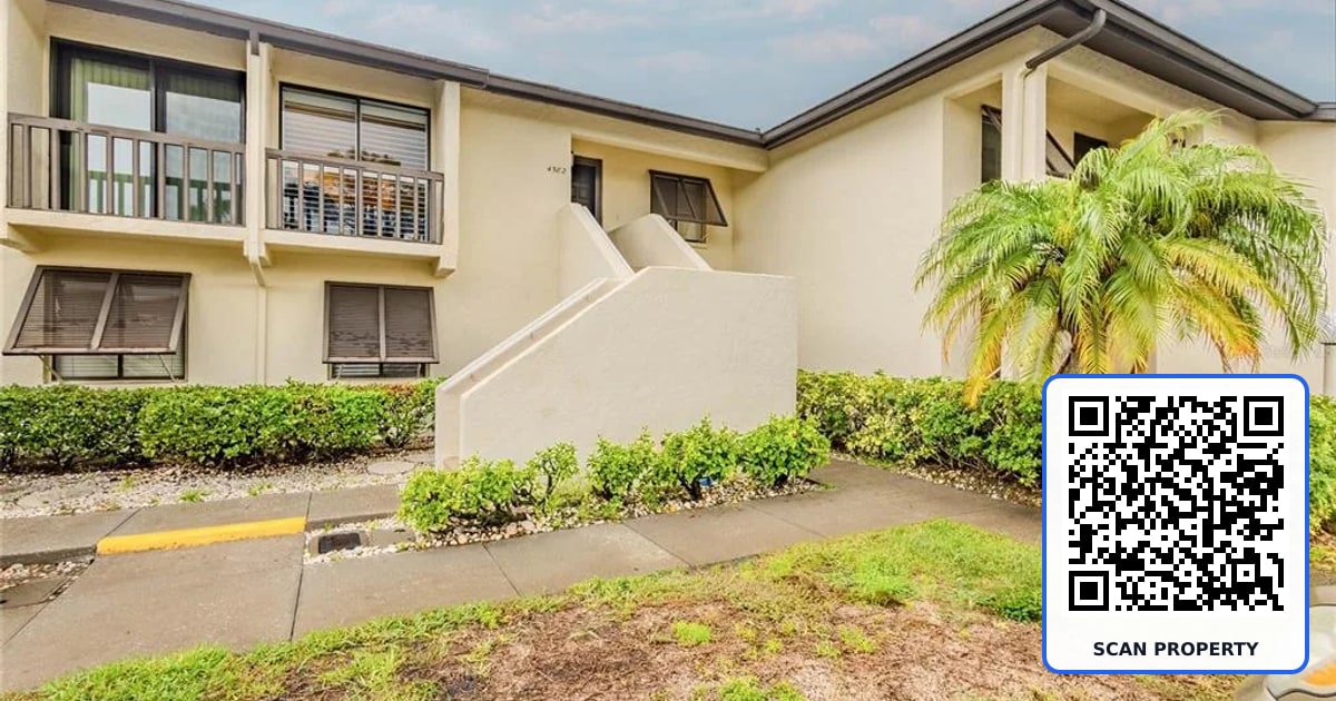 4582 LONGWATER CHASE E UNIT 62 property photo