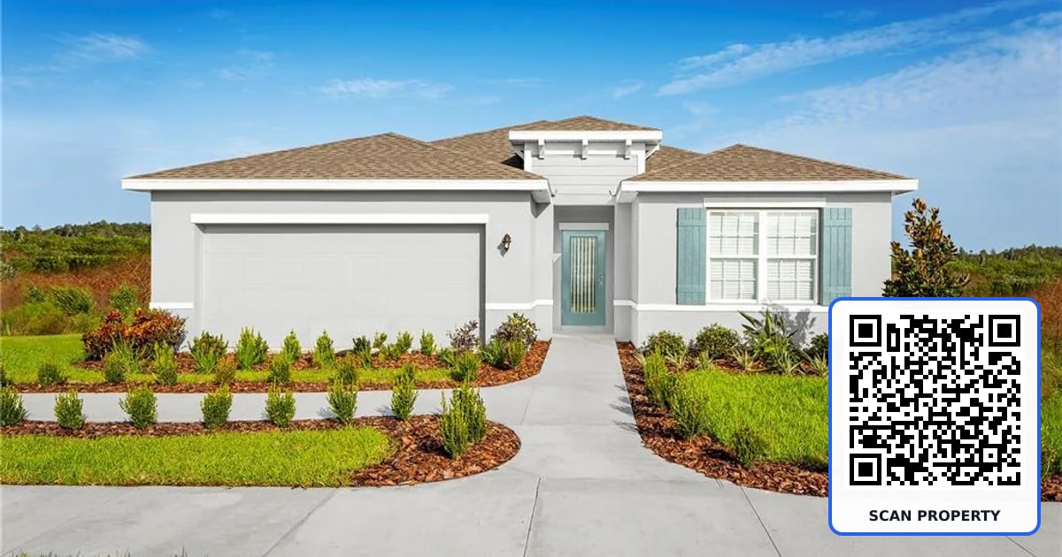 2240 LABRADOR LOOP property photo
