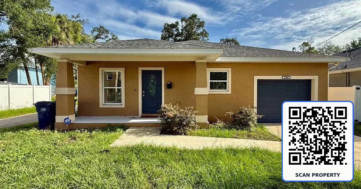 2904 E COLUMBUS DRIVE property photo